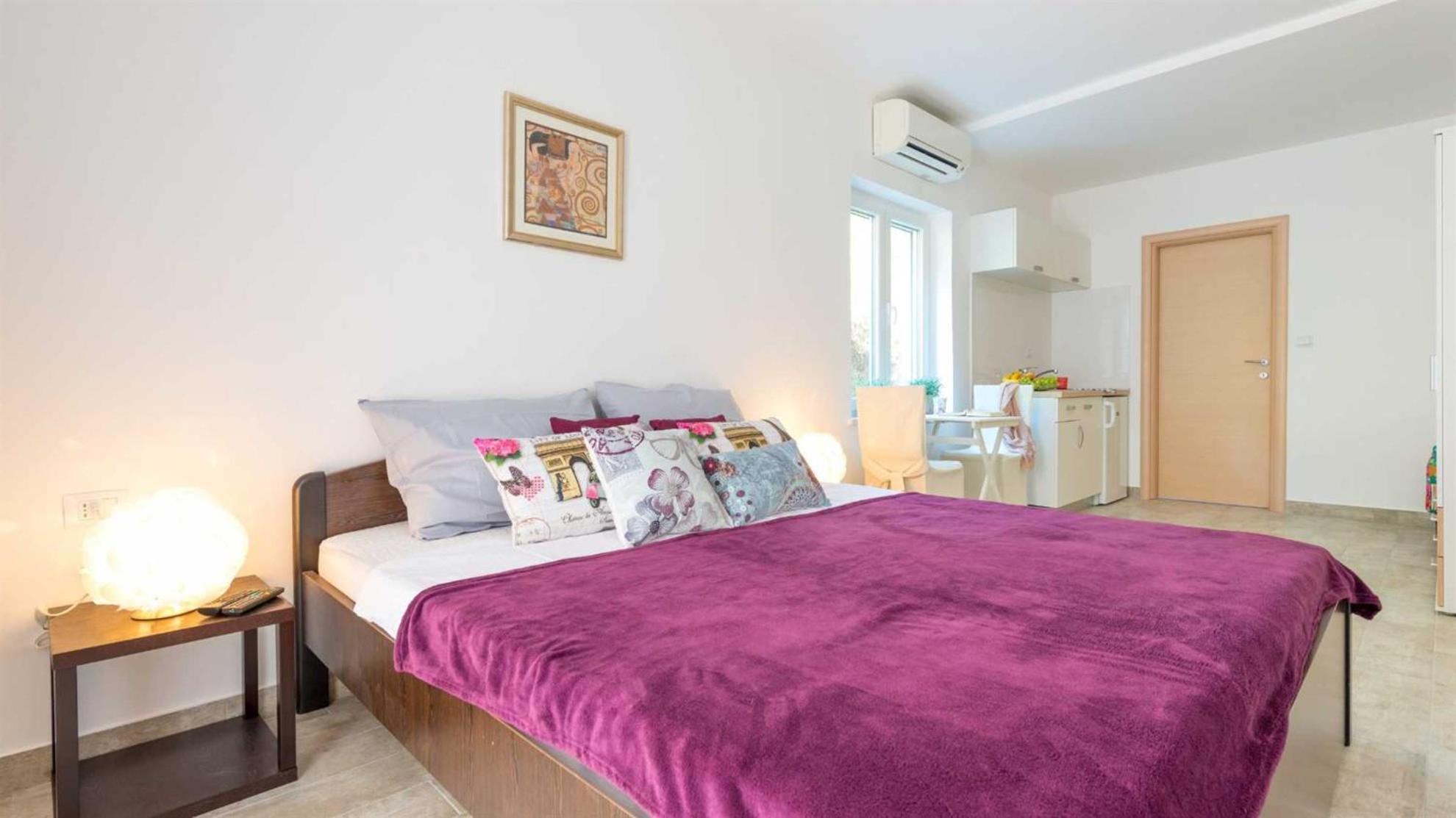 Betanija & Arijana Bayview Apartment